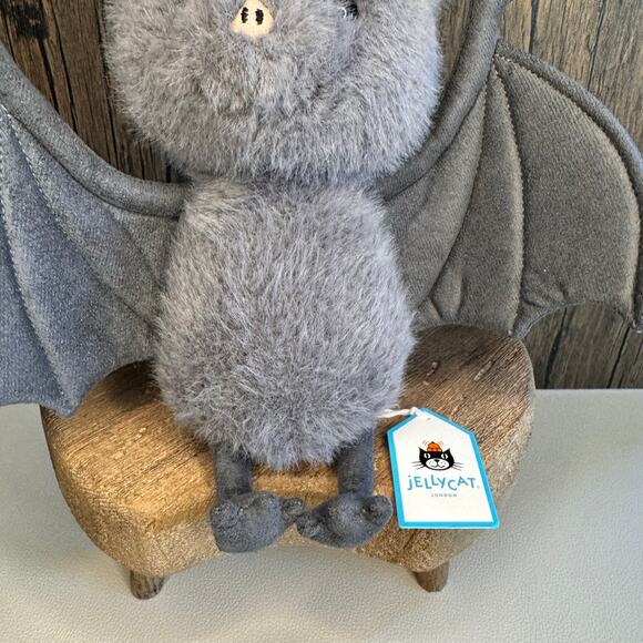 Jellycat Bat NEW! FAST SHIP Jellycat Broox Bat Halloween - Picture 4 of 9